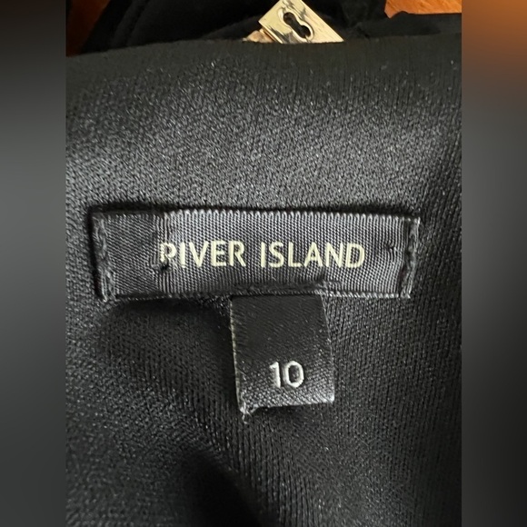 River Island Stunning Evening black gown with gold accents size 6 - Picture 10 of 16